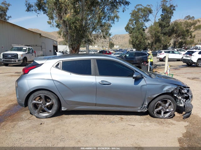 Продажа на аукционе авто 2019 Hyundai Veloster 2.0, vin: KMHTG6AF2KU018151, номер лота: 44690170