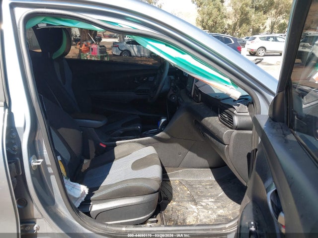 Продажа на аукционе авто 2019 Hyundai Veloster 2.0, vin: KMHTG6AF2KU018151, номер лота: 44690170