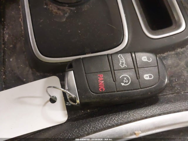 2018 CHRYSLER 300 2C3CCAKG6JH170384 Photo 10