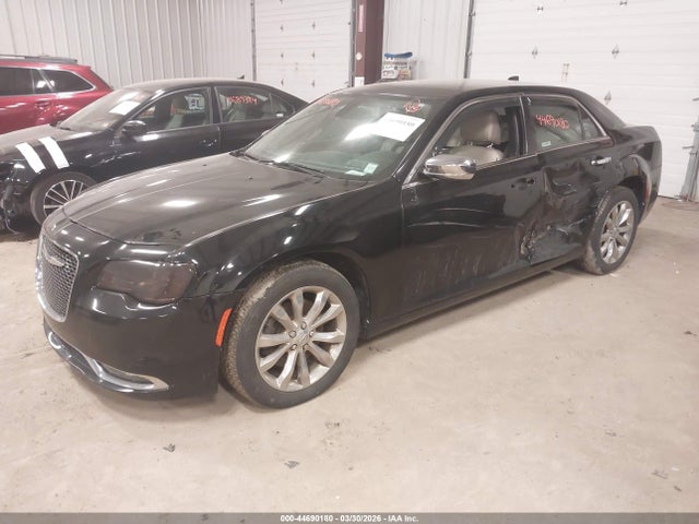 2018 CHRYSLER 300 2C3CCAKG6JH170384 Photo 1