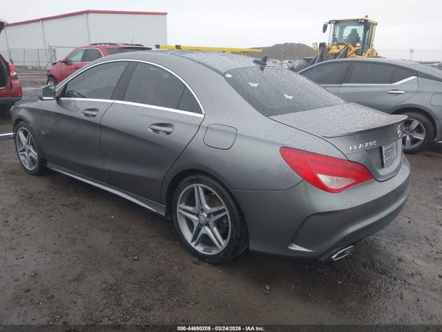 2014 MERCEDES-BENZ CLA 250 WDDSJ4EB8EN082972 Photo 2