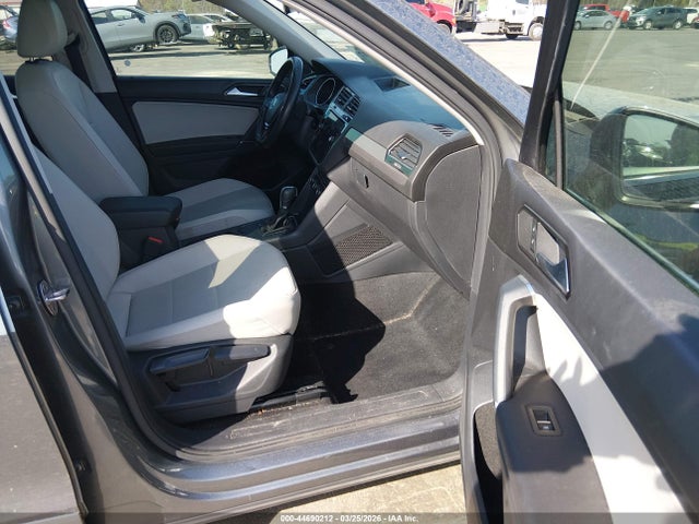 Aukcja sprzedaży 2018 Volkswagen Tiguan 2.0t Se/2.0t Sel, vin: 3VV3B7AX2JM214368, numer aukcji: 44690212