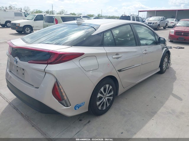 JTDKAMFP4M3195493 Toyota Prius Prime Le
