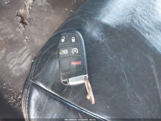 2016 CHRYSLER 300 2C3CCAAG5GH206933 Photo 10