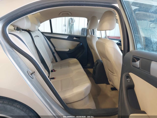 Продаж на аукціоні авто 2014 Volkswagen Jetta 1.8t Se, vin: 3VWD07AJ0EM215364, номер лоту: 44690231