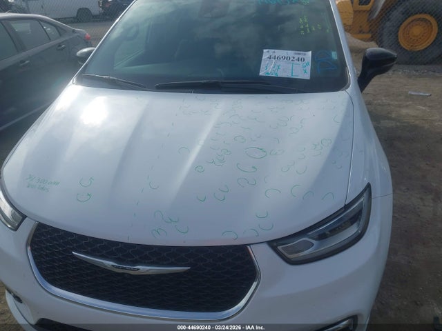 Aukcja sprzedaży 2025 Chrysler Pacifica Select, vin: 2C4RC1BG8SR561456, numer aukcji: 44690240