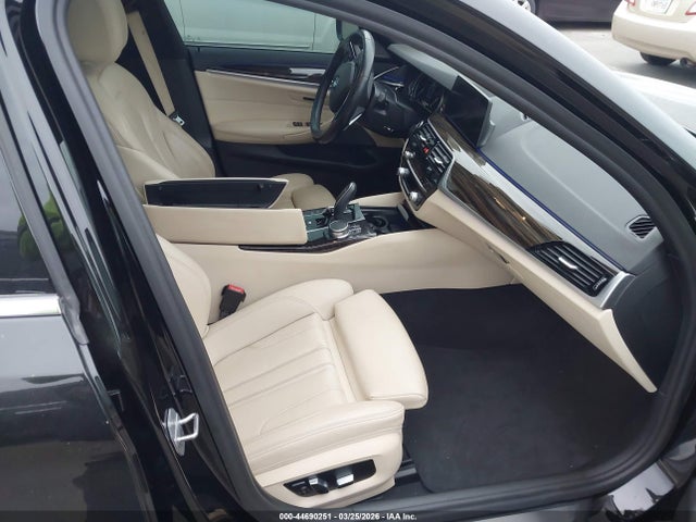Aukcja sprzedaży 2017 Bmw 540i, vin: WBAJE5C35HG916231, numer aukcji: 44690251