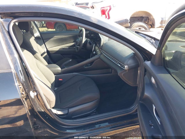 2024 Hyundai Elantra Sel მანქანა იყიდება აუქციონზე, vin: KMHLM4DG1RU654328, აუქციონის ნომერი: 44690272