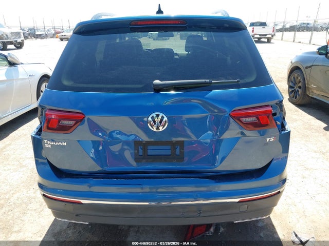 Продажа на аукционе авто 2018 Volkswagen Tiguan 2.0t Se/2.0t Sel, vin: 3VV3B7AX2JM193005, номер лота: 44690282