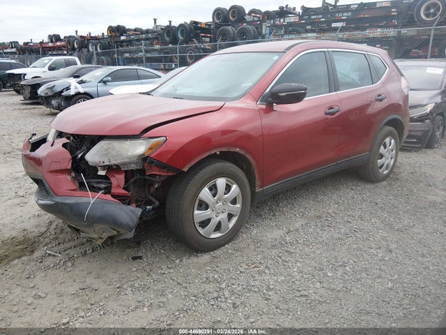 Nissan ROGUE S 2015 KNMAT2MTXFP586749 Image 2