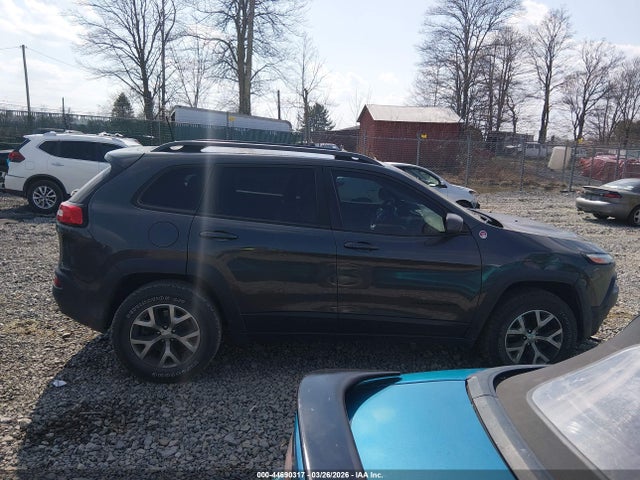 Aukcja sprzedaży 2017 Jeep Cherokee Trailhawk 4x4, vin: 1C4PJMBS8HW591222, numer aukcji: 44690317