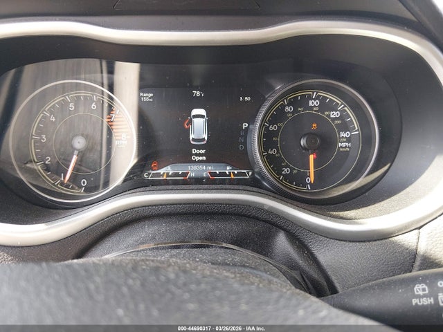 Aukcja sprzedaży 2017 Jeep Cherokee Trailhawk 4x4, vin: 1C4PJMBS8HW591222, numer aukcji: 44690317