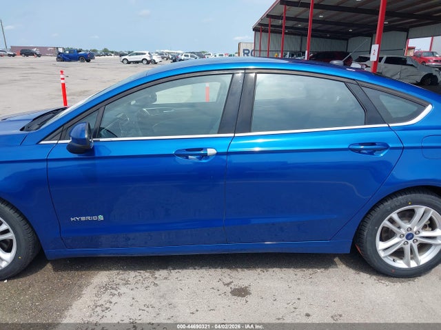 3FA6P0UU2JR100806 Ford Fusion Hybrid S