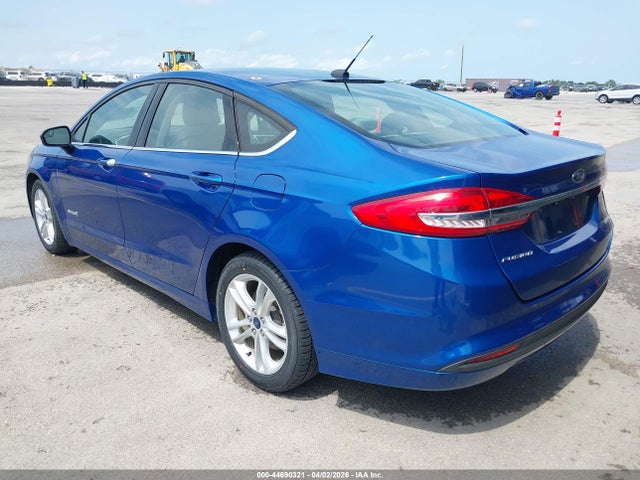 3FA6P0UU2JR100806 Ford Fusion Hybrid S