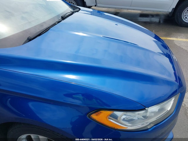 3FA6P0UU2JR100806 Ford Fusion Hybrid S