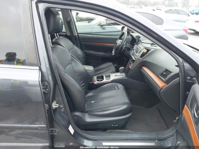 44690328 :رقم المزاد ، 4S4BRCKC6D3235266 vin ، 2013 Subaru Outback 2.5i Limited مزاد بيع