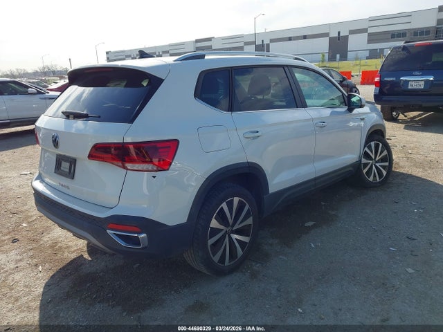 2022 Volkswagen Taos 1.5t Se მანქანა იყიდება აუქციონზე, vin: 3VVTX7B29NM024349, აუქციონის ნომერი: 44690329