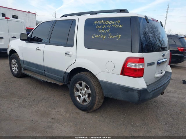 2011 FORD EXPEDITION 1FMJU1G52BEF51256 Photo 2