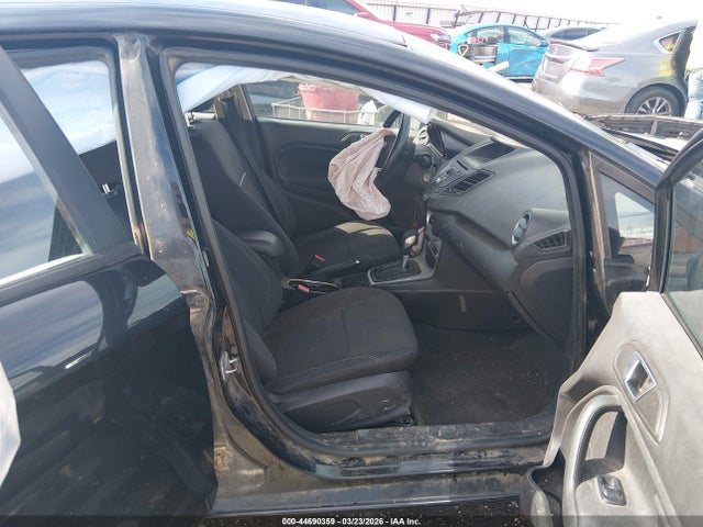 2014 Ford Fiesta Se მანქანა იყიდება აუქციონზე, vin: 3FADP4EJ3EM111819, აუქციონის ნომერი: 44690359