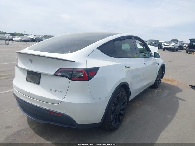 7SAYGDEF7NF372028 Tesla Model Y Performance Dual Motor All-wheel Drive