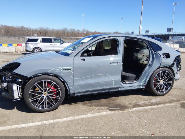 WP1BM2AY9RDA71098 Porsche Cayenne E-hybrid Coupe Turbo