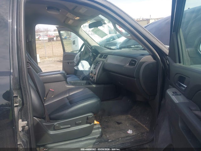 2014 Chevrolet Tahoe Commercial Fleet მანქანა იყიდება აუქციონზე, vin: 1GNLC2E06ER184766, აუქციონის ნომერი: 44690382