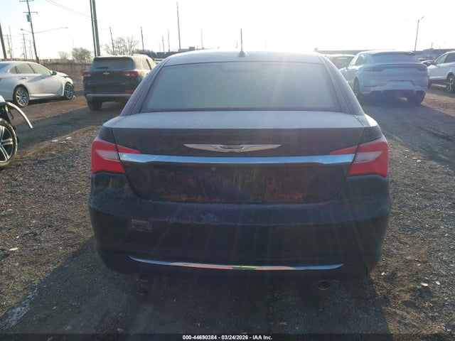 Продажа на аукционе авто 2013 Chrysler 200 Limited, vin: 1C3CCBCG3DN668932, номер лота: 44690384