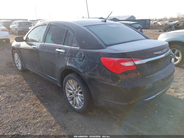 2013 CHRYSLER 200 1C3CCBCG3DN668932 Photo 2