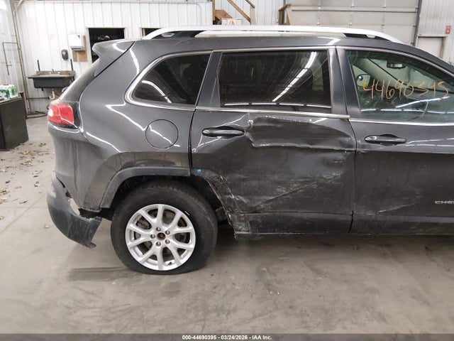 Продажа на аукционе авто 2016 Jeep Cherokee Latitude, vin: 1C4PJMCB5GW248431, номер лота: 44690395