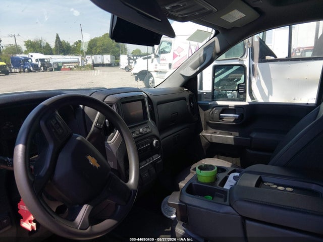 Продажа на аукционе авто 2022 Chevrolet Silverado 3500hd Chassis Work Truck, vin: 1GB4YSE71NF288390, номер лота: 44690409