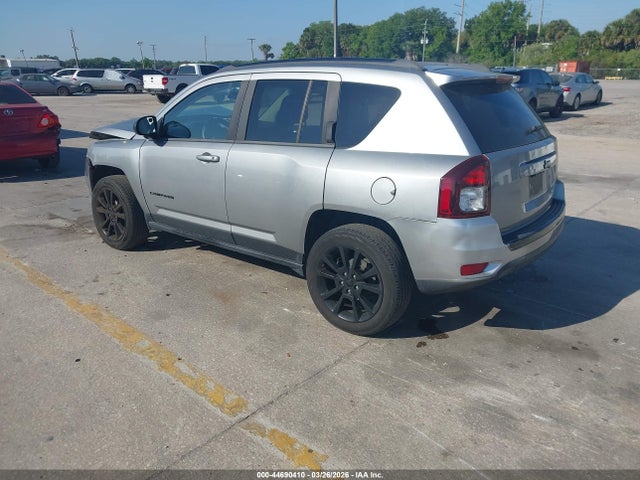 2014 JEEP COMPASS 1C4NJCBAXED764528 Photo 2