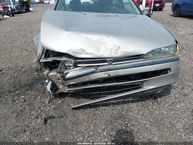 1993 HONDA ACCORD 1HGCB7552PA186750 Photo 5