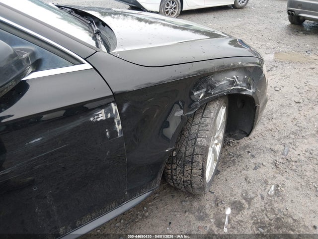 44690430 :رقم المزاد ، WAUBFAFL6FN026822 vin ، 2015 Audi A4 2.0t Premium مزاد بيع