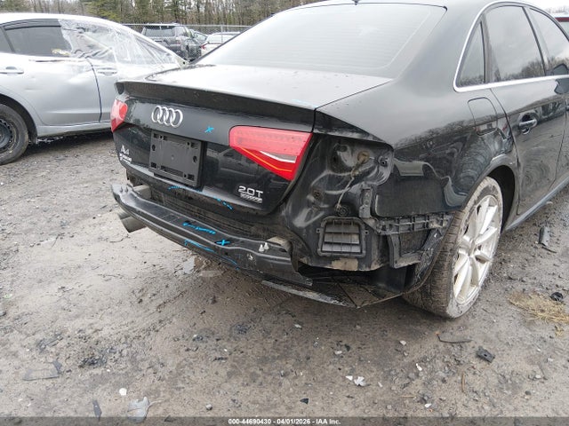 44690430 :رقم المزاد ، WAUBFAFL6FN026822 vin ، 2015 Audi A4 2.0t Premium مزاد بيع