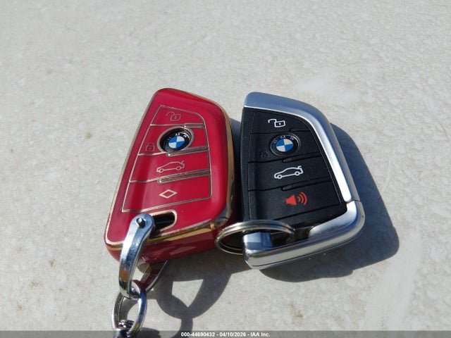 Auction sale of the 2019 Bmw 330i Xdrive, vin: WBA5R7C57KFH23517, lot number: 44690432