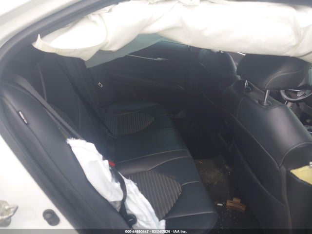 2019 Toyota Camry Se მანქანა იყიდება აუქციონზე, vin: 4T1B11HK3KU702614, აუქციონის ნომერი: 44690447