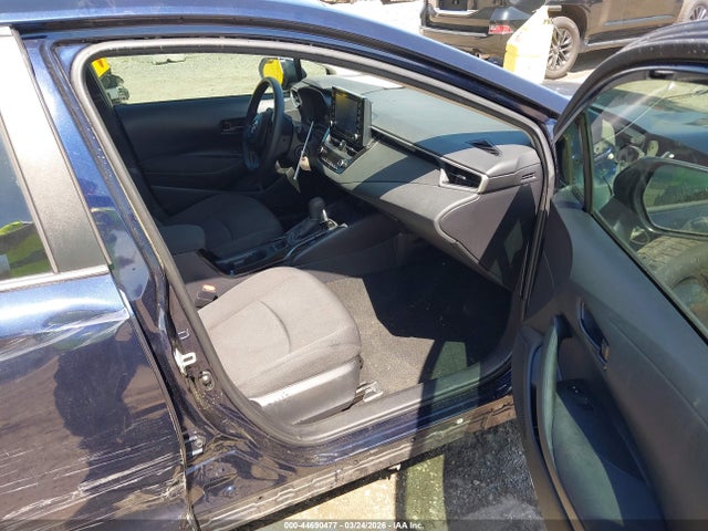 44690477 :رقم المزاد ، 5YFEPMAEXNP338859 vin ، 2022 Toyota Corolla Le مزاد بيع