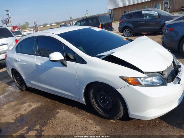 Auction sale of the 2012 Honda Civic Lx, vin: 2HGFB2F56CH597613, lot number: 44690500