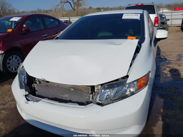 Auction sale of the 2012 Honda Civic Lx, vin: 2HGFB2F56CH597613, lot number: 44690500