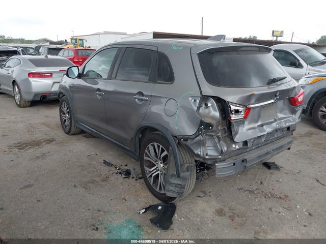 2018 MITSUBISHI OUTLANDER SPORT JA4AP3AU8JU001775 Photo 2