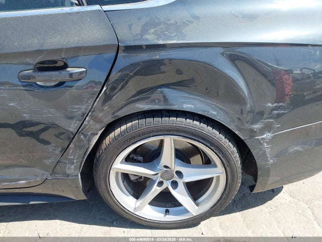 44690519 :رقم المزاد ، WAUENCF54KA024680 vin ، 2019 Audi A5 45 Premium مزاد بيع