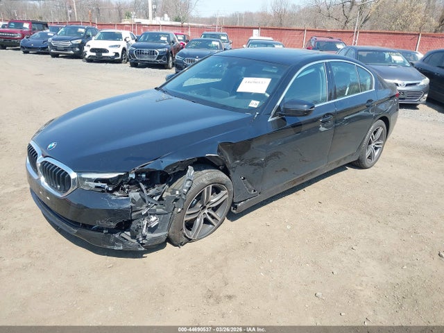 2022 BMW 530 WBA13BJ04NCJ23955 Photo 1