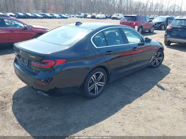 2022 BMW 530 WBA13BJ04NCJ23955 Photo 3