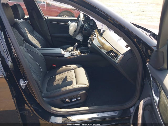 2022 BMW 530 WBA13BJ04NCJ23955 Photo 4