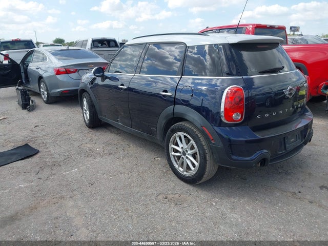 2016 MINI COUNTRYMAN WMWZC3C51GWT07642 Photo 2