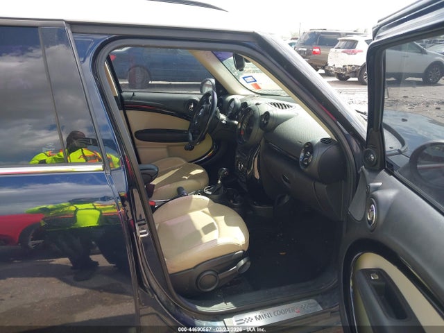 2016 MINI COUNTRYMAN WMWZC3C51GWT07642 Photo 4