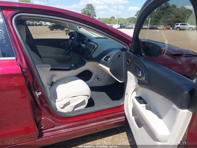 Aukcja sprzedaży 2015 Chrysler 200 Limited, vin: 1C3CCCAB5FN608098, numer aukcji: 44690573