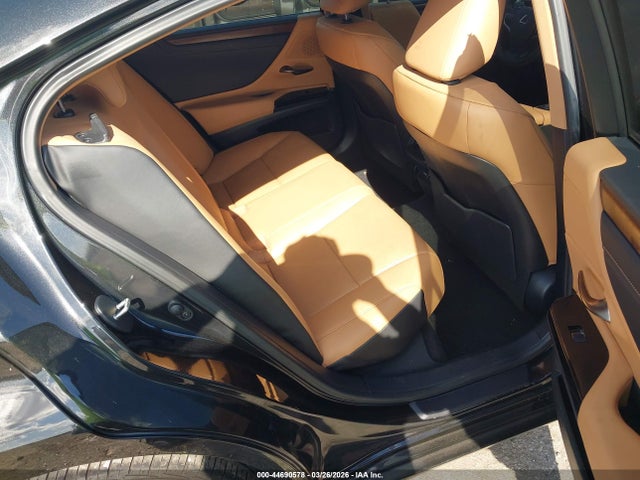 2025 Lexus Es 350 მანქანა იყიდება აუქციონზე, vin: 58ADZ1B15SU207194, აუქციონის ნომერი: 44690578