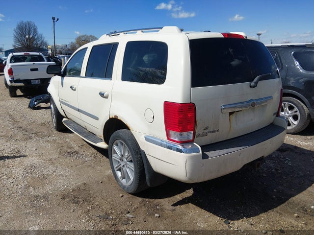 Продажа на аукционе авто 2008 Chrysler Aspen Limited, vin: 1A8HW582X8F154821, номер лота: 44690610