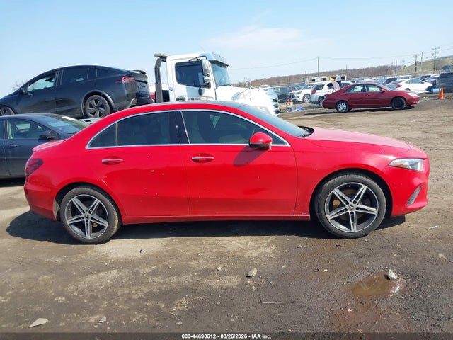 Продажа на аукционе авто 2019 Mercedes-benz A 220 4matic, vin: WDD3G4FB7KW019661, номер лота: 44690612